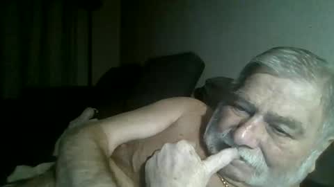 louis_chokdee online show from January 10, 2025, 4:41 pm