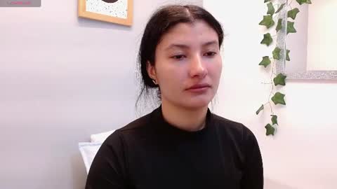Snapshot of louis_k chatting on June 19, 2026, 11:25 am Louis K online show from June 19, 2026, 11:25 am