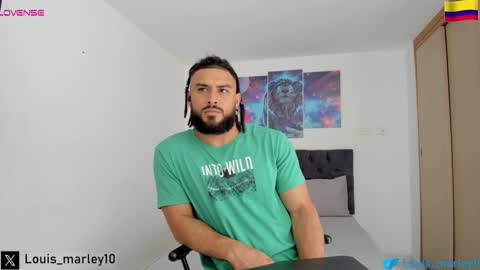 louis_marley_ online show from December 2, 2024, 6:54 pm