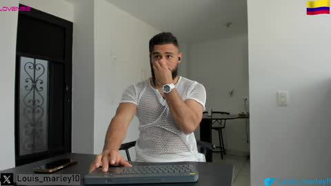 louis_marley_ online show from December 5, 2024, 6:00 pm