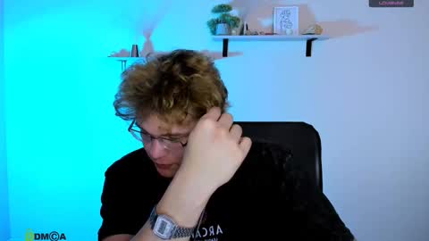 your dream  online show from February 5, 2026, 9:41 pm