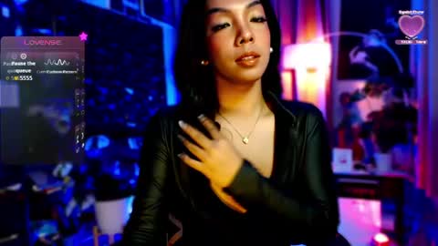 Louisa online show from June 26, 2026, 3:44 am