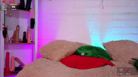  LouIse  online show from June 25, 2026, 6:12 pm