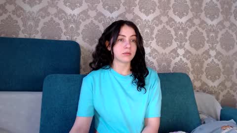 Louise online show from March 5, 2025, 8:10 am