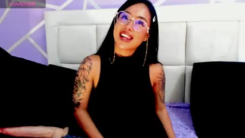 louise_taylorr online show from March 1, 2025, 3:49 pm