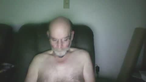louism13 online show from June 23, 2026, 3:48 am
