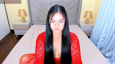 Louisse online show from July 30, 2026, 3:11 pm