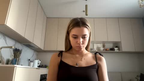 Snapshot of lourapimenta chatting on April 13, 2026, 4:07 am Eliza online show from April 13, 2026, 4:07 am