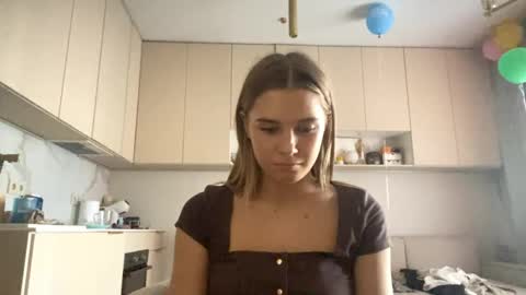 Snapshot of lourapimenta chatting on May 19, 2026, 2:45 pm Eliza online show from May 19, 2026, 2:45 pm