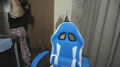 Snapshot of lovable_christine chatting on October 21, 2025, 1:06 am lovable_christine online show from October 21, 2025, 1:06 am