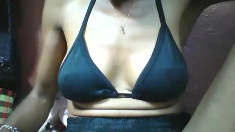 lovaelisa online show from January 10, 2026, 4:31 pm