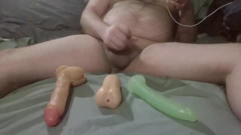 Snapshot of love2stroke2023 chatting on March 21, 2026, 9:51 pm Love2stroke online show from March 21, 2026, 9:51 pm