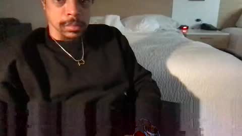 Snapshot of love4heelz chatting on November 2, 2025, 5:10 am Prynce online show from November 2, 2025, 5:10 am