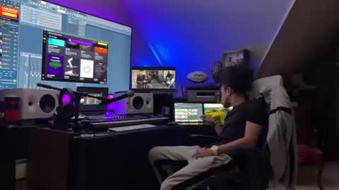 Prynce online show from July 15, 2026, 5:12 am