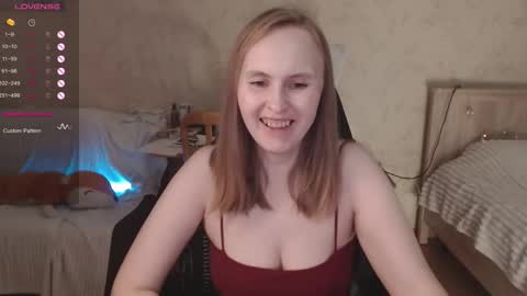 Snapshot of love_agatha chatting on September 28, 2025, 5:24 am Agatha online show from September 28, 2025, 5:24 am