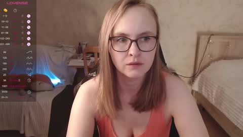 Snapshot of love_agatha chatting on September 30, 2025, 5:23 am Agatha online show from September 30, 2025, 5:23 am