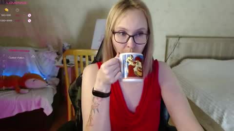 Snapshot of love_agatha chatting on October 25, 2025, 5:26 am Agatha online show from October 25, 2025, 5:26 am