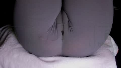 Snapshot of love_hard_kiru chatting on December 5, 2024, 11:05 am Kira online show from December 5, 2024, 11:05 am