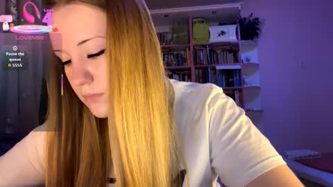 Snapshot of love_haven chatting on September 23, 2025, 5:05 pm Megan online show from September 23, 2025, 5:05 pm