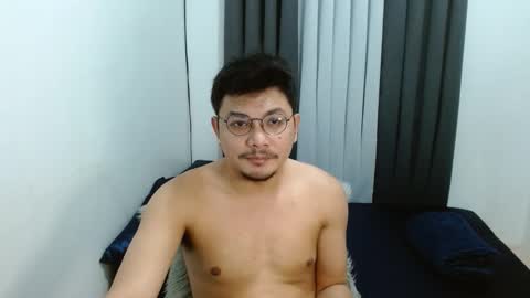 love_hottieh online show from October 27, 2025, 11:25 am