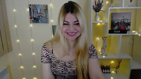 Alexya online show from February 20, 2025, 2:13 pm