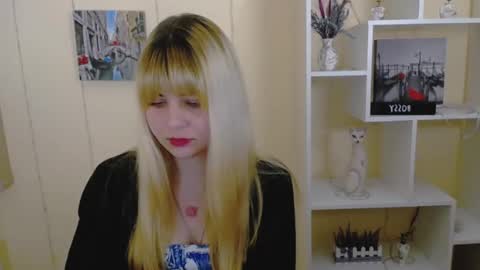 Alexya online show from March 6, 2025, 4:49 pm