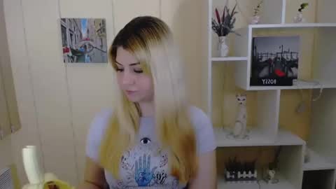 Alexya online show from March 8, 2025, 1:03 pm