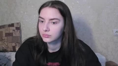 Snapshot of love_lina_muuur chatting on March 15, 2026, 11:00 pm LINA online show from March 15, 2026, 11:00 pm