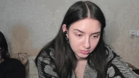 LINA online show from May 15, 2026, 3:08 pm