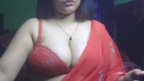 Snapshot of love_luna_angel chatting on March 16, 2026, 12:38 am Luna online show from March 16, 2026, 12:38 am