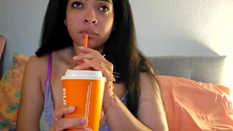 Raquel Love online show from May 10, 2026, 2:55 pm