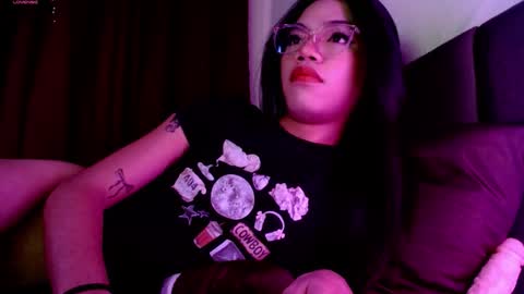 Seren online show from October 13, 2025, 11:32 am