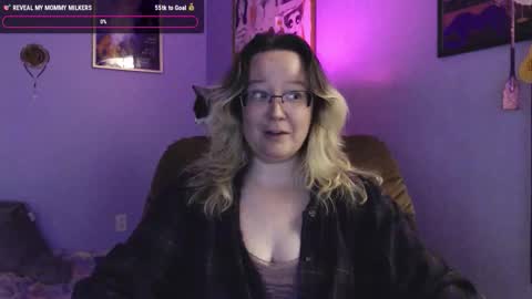 Snapshot of love_you_julia chatting on October 31, 2025, 5:08 am love_you_julia online show from October 31, 2025, 5:08 am