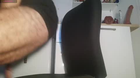 Liam online show from October 20, 2025, 7:36 pm