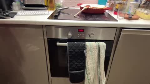 Snapshot of lovecelinexo chatting on October 31, 2025, 7:04 pm Celine online show from October 31, 2025, 7:04 pm