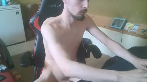 lovechicks000 online show from April 5, 2026, 2:25 pm