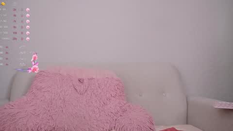 Snapshot of loveegirll chatting on January 20, 2025, 8:52 am katalina   online show from January 20, 2025, 8:52 am