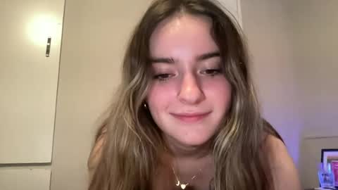 Olivia Rose online show from June 22, 2026, 3:25 am