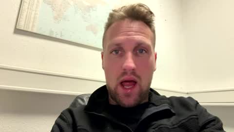 lovefuesse online show from February 2, 2026, 8:57 am