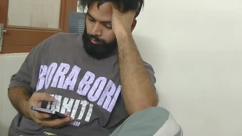 Snapshot of lovehairyindian chatting on March 25, 2026, 3:34 am Indian hairy online show from March 25, 2026, 3:34 am