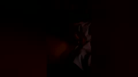 lovehurts282828 online show from April 6, 2026, 6:58 am