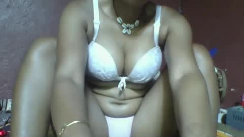 Snapshot of loveinlife750427 chatting on March 2, 2025, 4:39 am loveinlife750427 online show from March 2, 2025, 4:39 am