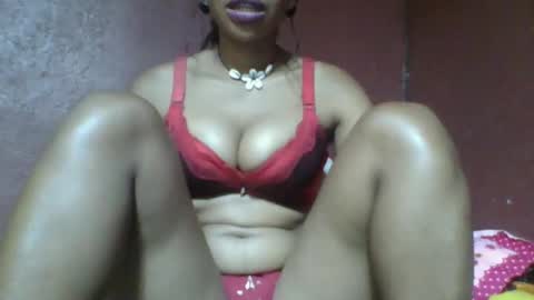Snapshot of loveinlife750427 chatting on March 6, 2025, 8:30 am loveinlife750427 online show from March 6, 2025, 8:30 am