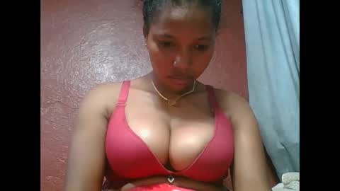 Snapshot of loveinlife750427 chatting on November 26, 2025, 7:20 am loveinlife750427 online show from November 26, 2025, 7:20 am