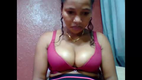 Snapshot of loveinlife750427 chatting on November 30, 2025, 3:49 pm loveinlife750427 online show from November 30, 2025, 3:49 pm