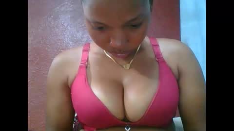 Snapshot of loveinlife750427 chatting on January 8, 2026, 6:48 am loveinlife750427 online show from January 8, 2026, 6:48 am