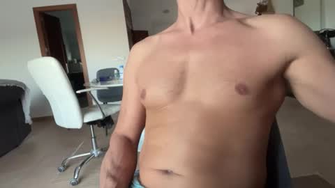 Snapshot of loveisperfect chatting on October 23, 2025, 4:17 pm Loveisperfect online show from October 23, 2025, 4:17 pm