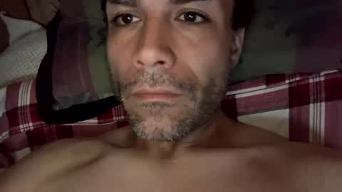 loveisred777 online show from September 21, 2025, 4:25 am