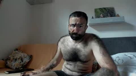 Snapshot of loveivat80 chatting on October 8, 2025, 8:34 am loveivat80 online show from October 8, 2025, 8:34 am