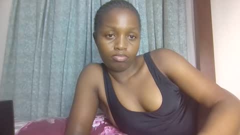 lovelbrownie online show from October 3, 2025, 7:44 pm